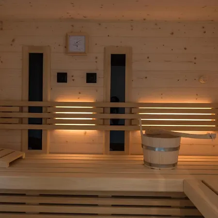 Mesnerhof Chalet With Dolomite View And Free Indoor Parking Bressanone Extérieur photo