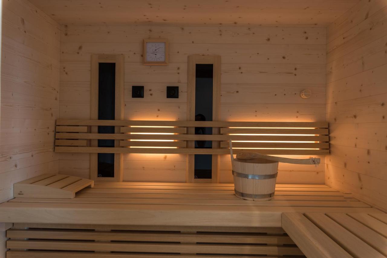 Apartment Mesnerhof Chalet With Dolomite View And Free Indoor Parking Bressanone